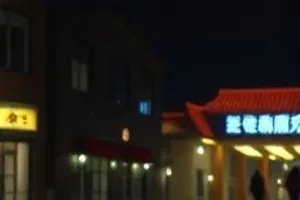 海边邮局：靠海的小邮局与成排信箱的封面